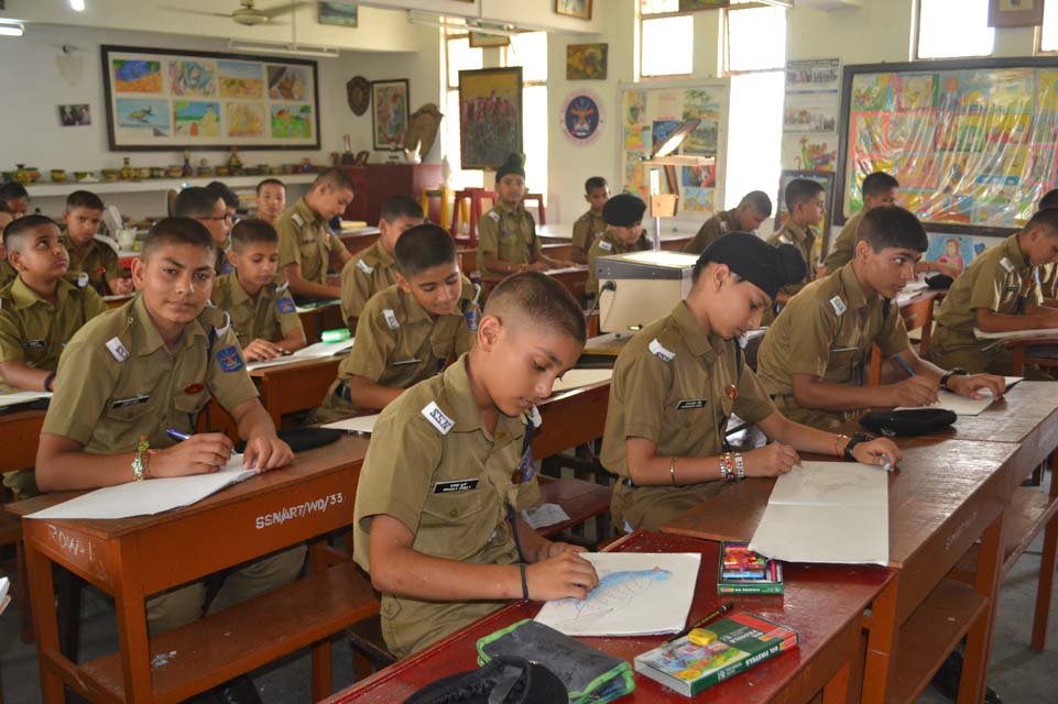 20 Benefits of Joining Sainik School » Rashtra Defence Academy